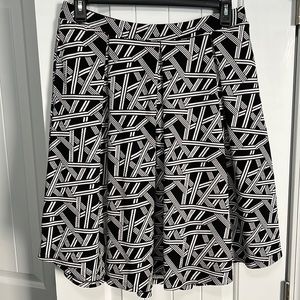 Lularoe Madison black and white skirt